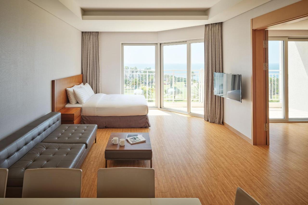 Sono Calm Jeju Hotel Seogwipo Ngoại thất bức ảnh