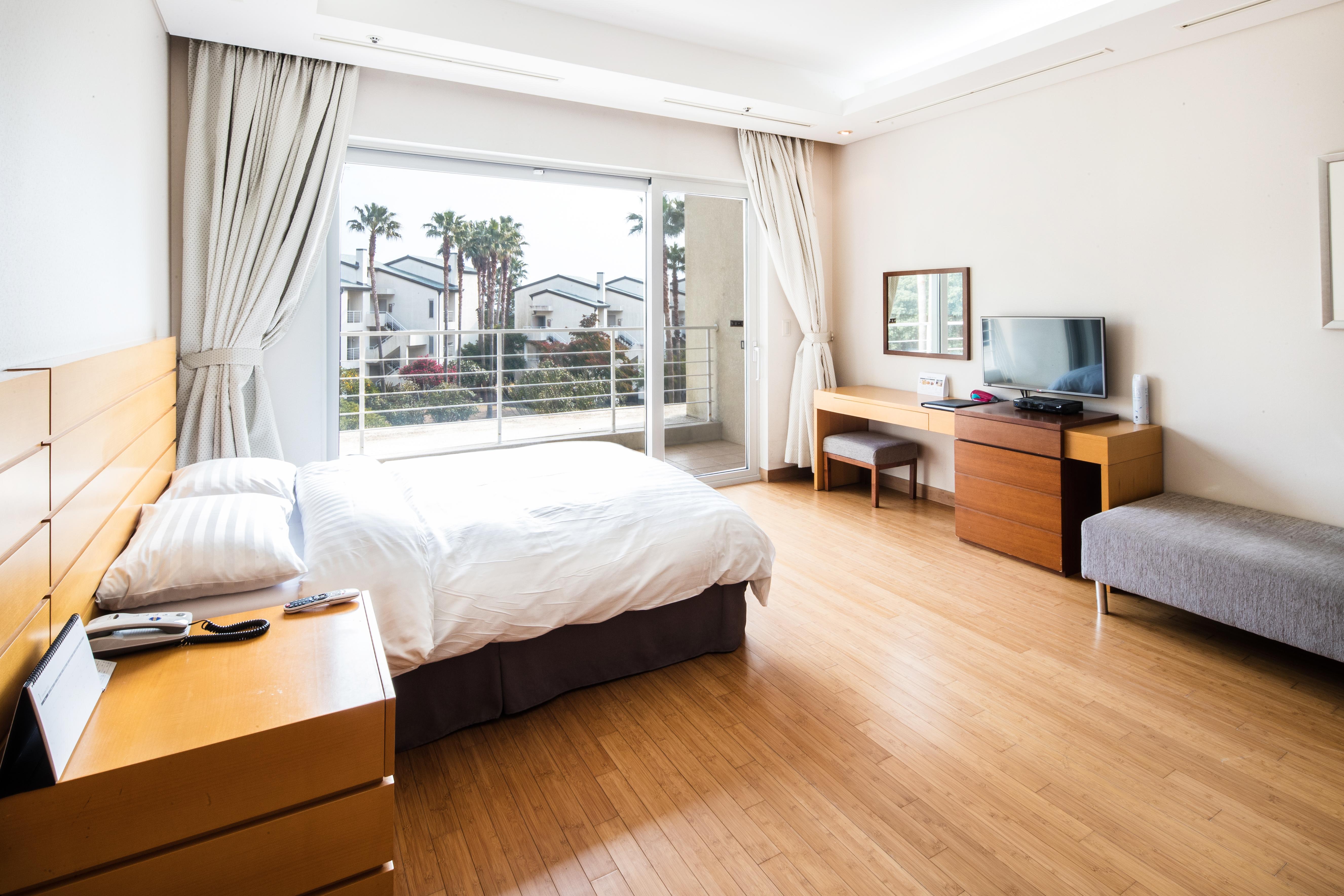 Sono Calm Jeju Hotel Seogwipo Ngoại thất bức ảnh