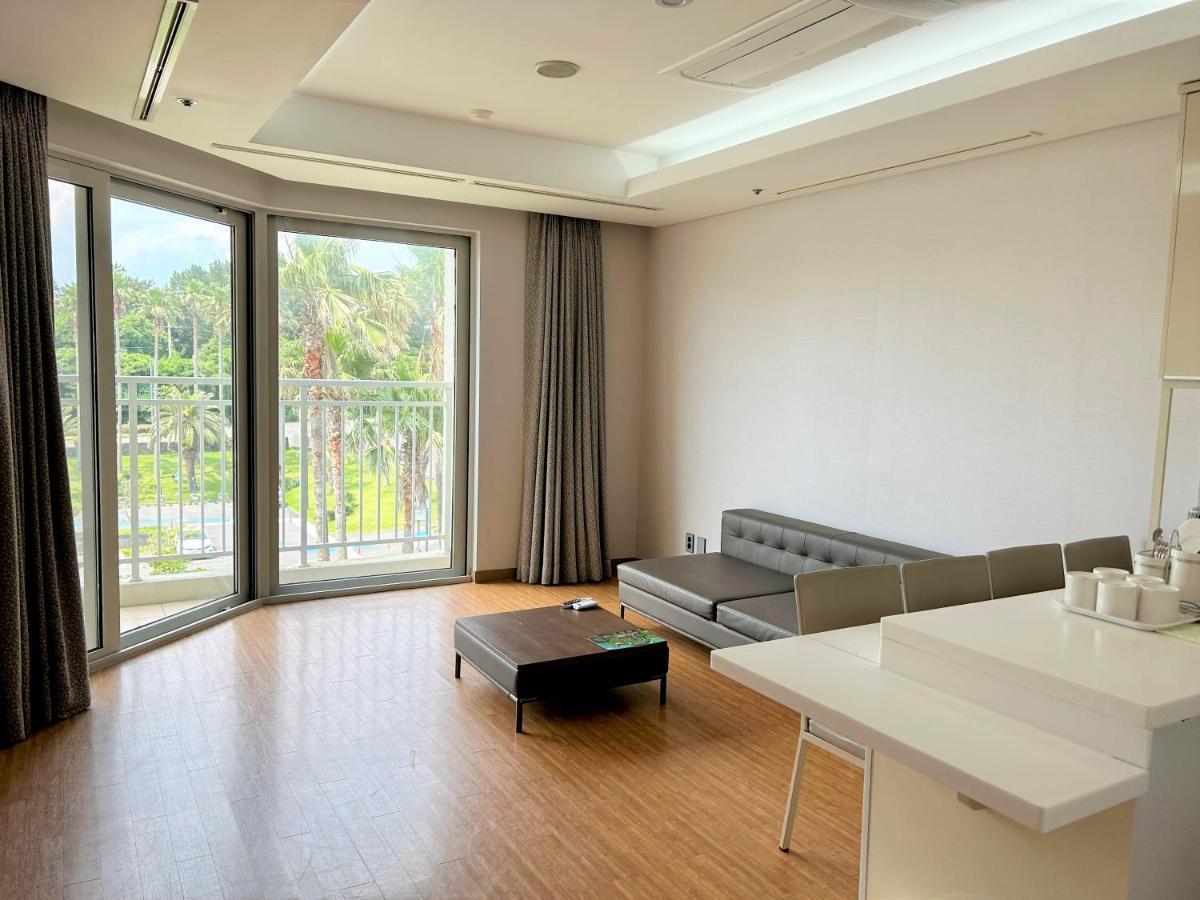 Sono Calm Jeju Hotel Seogwipo Ngoại thất bức ảnh