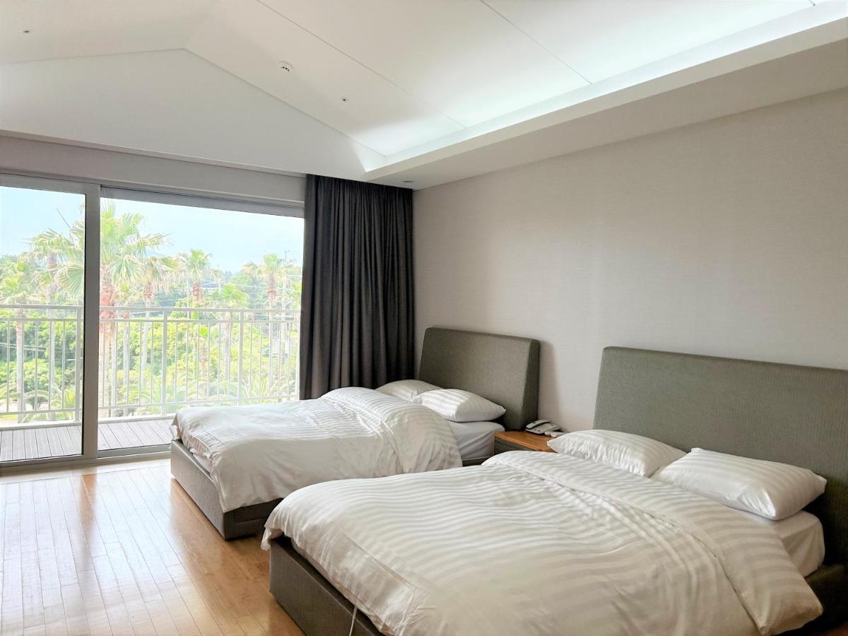 Sono Calm Jeju Hotel Seogwipo Ngoại thất bức ảnh